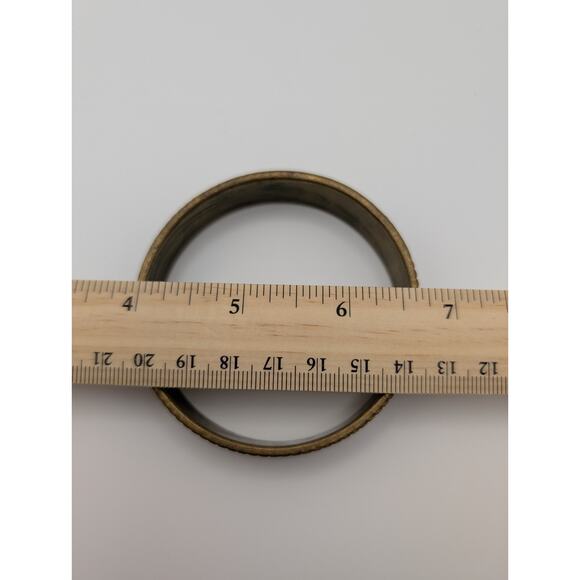 VINTAGE BOHO TRIBAL INSPIRED BRASS BANGLE‎ BRACELET 2 3/4" - Picture 5 of 5